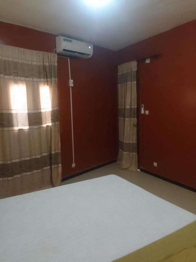 Les Signares Apartment Sor Екстериор снимка
