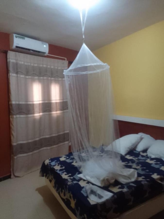 Les Signares Apartment Sor Екстериор снимка